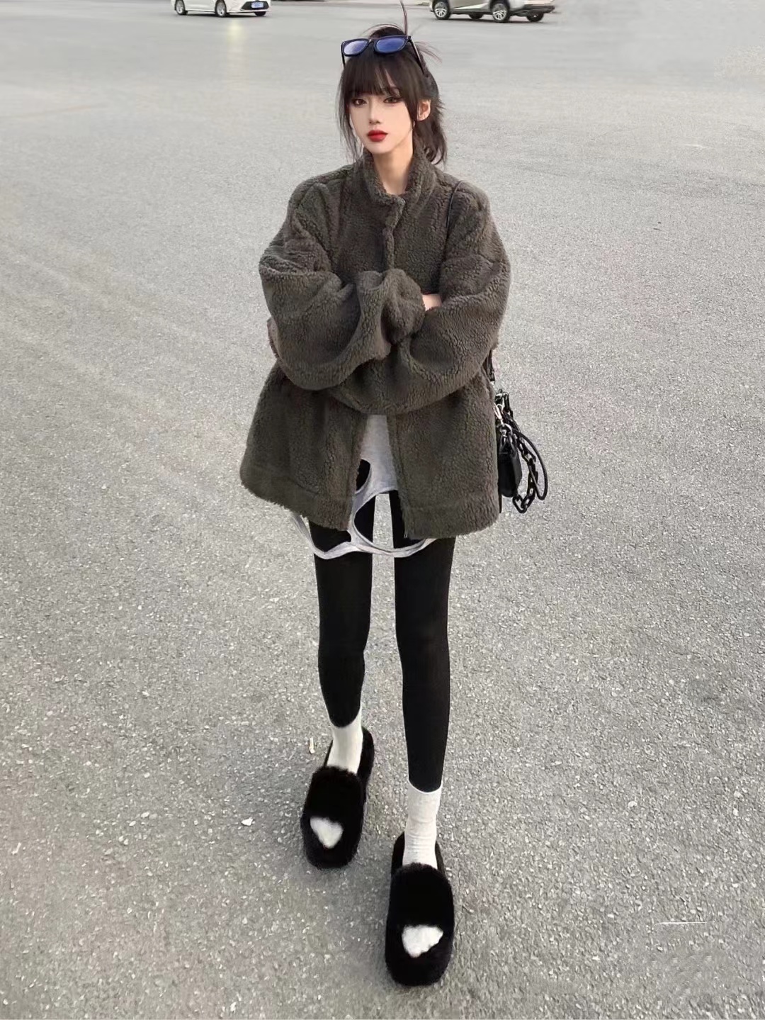 黑条绒裤子掉毛怎么处理,加绒裤掉毛厉害算不算质量问题