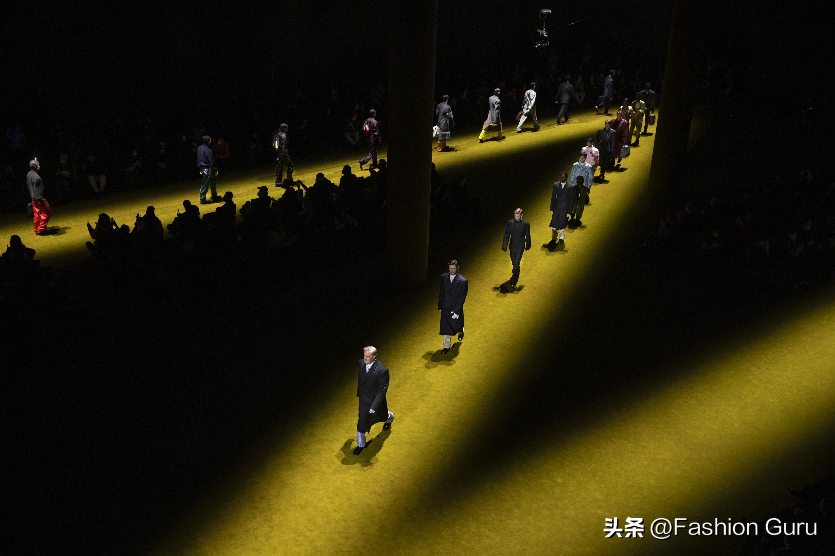 prada2021秋冬男装时装秀发布时间,prada2022秋冬男装及女装时装秀