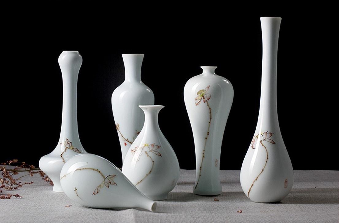 简约经典的家具选择兼具视觉美感,原木新中式极简轻奢风格家具