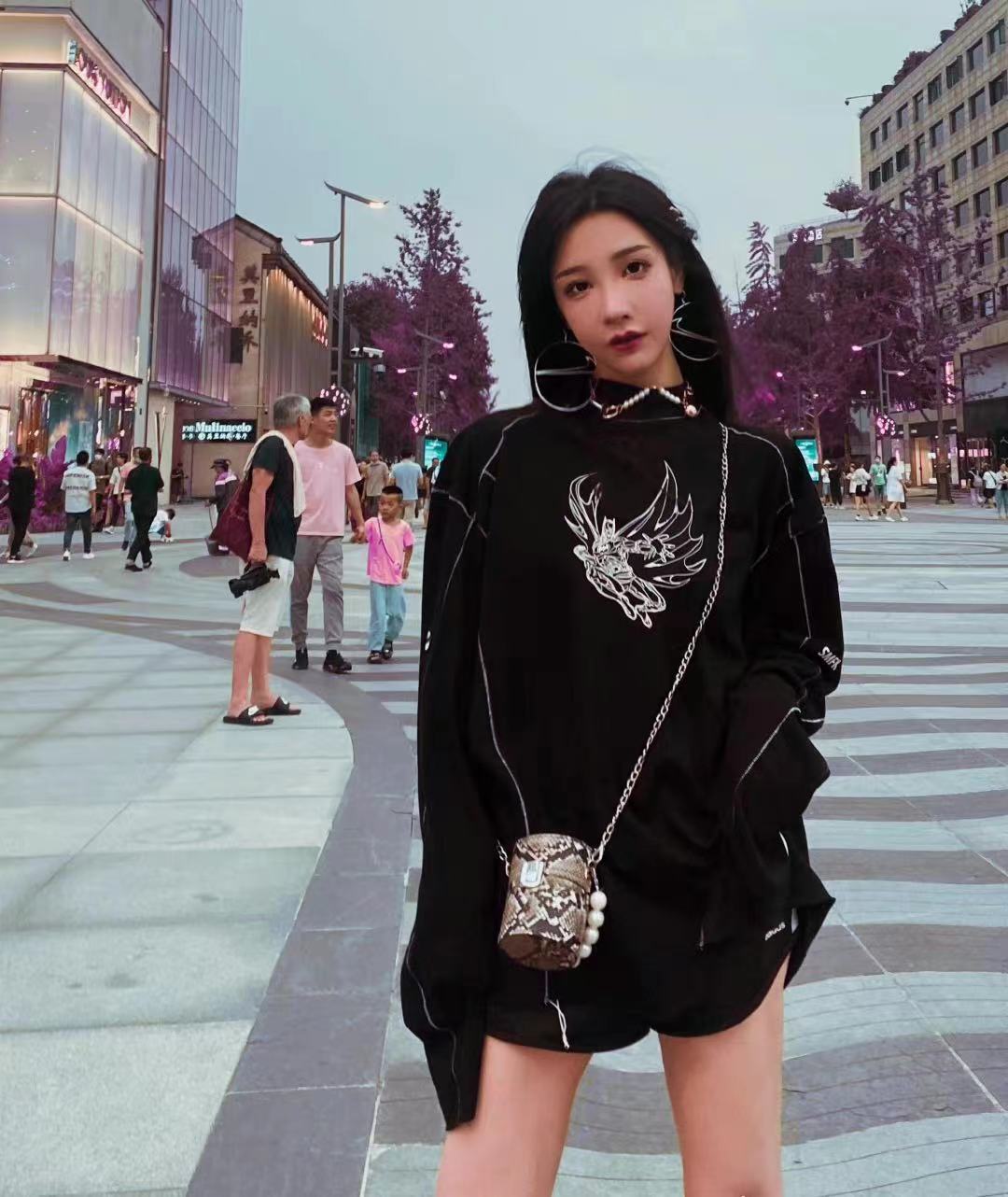 缃戠孩鑳℃咕涓庢潕鏄撳嘲鍏崇郴,缃戠孩鑳℃咕鍜屾潕鏄撳嘲瑙嗛