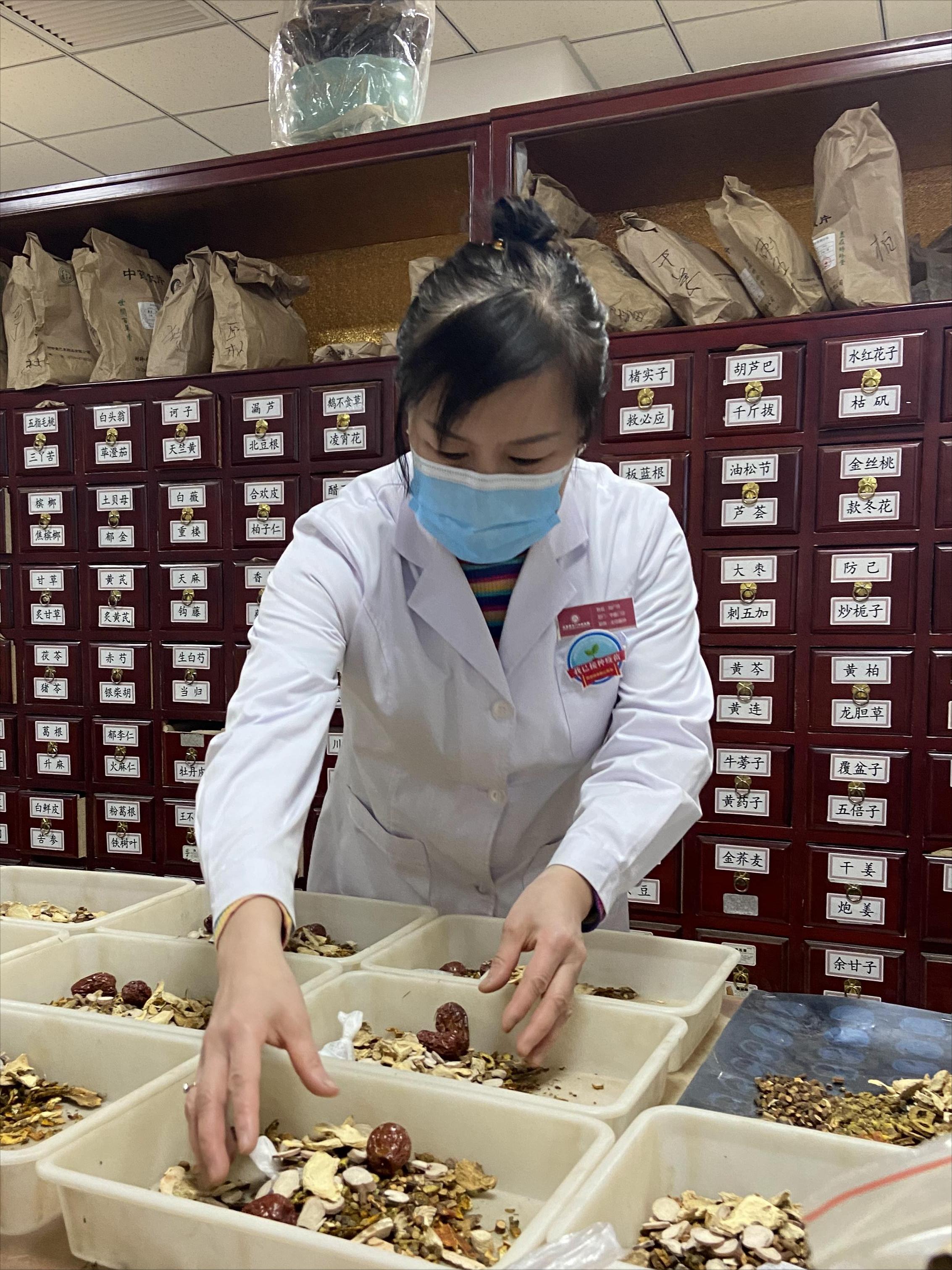 支气管扩张血管破裂还能活多久,肺结核导致支气管扩张可以活多久