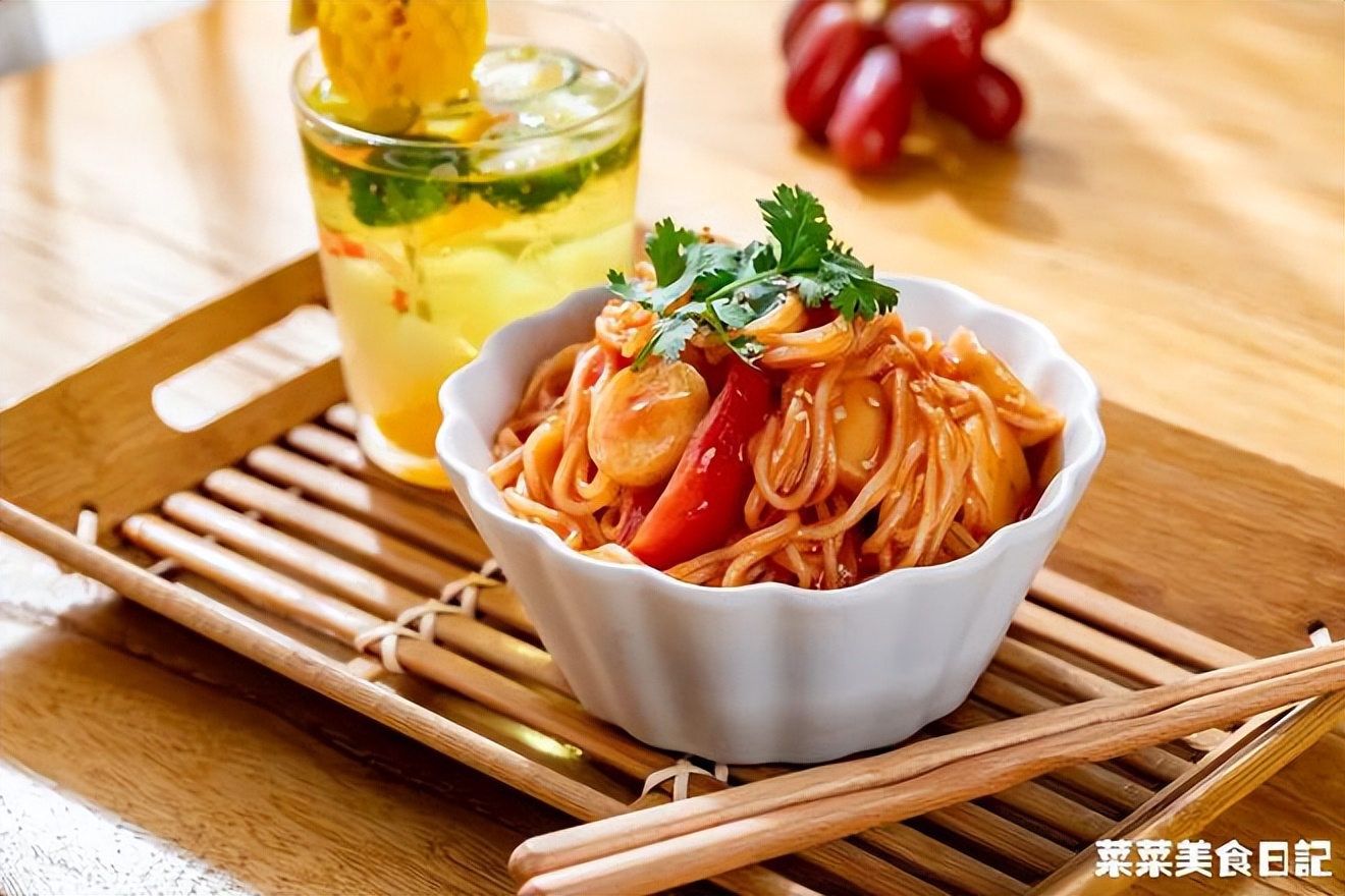 只用电饭锅就能做的饭菜,家里只有一个电饭锅如何做吃的