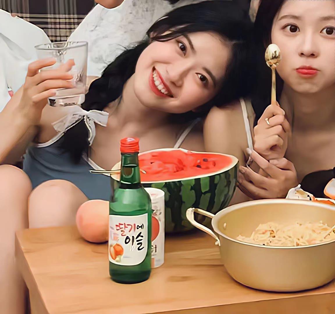 三人闺蜜头像真人不露脸,可爱头像闺蜜姐妹都可以用