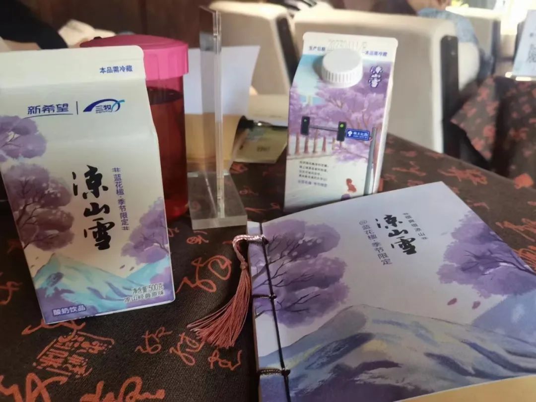 外地朋友来四川吃美食,外地朋友来四川吃苍蝇馆子