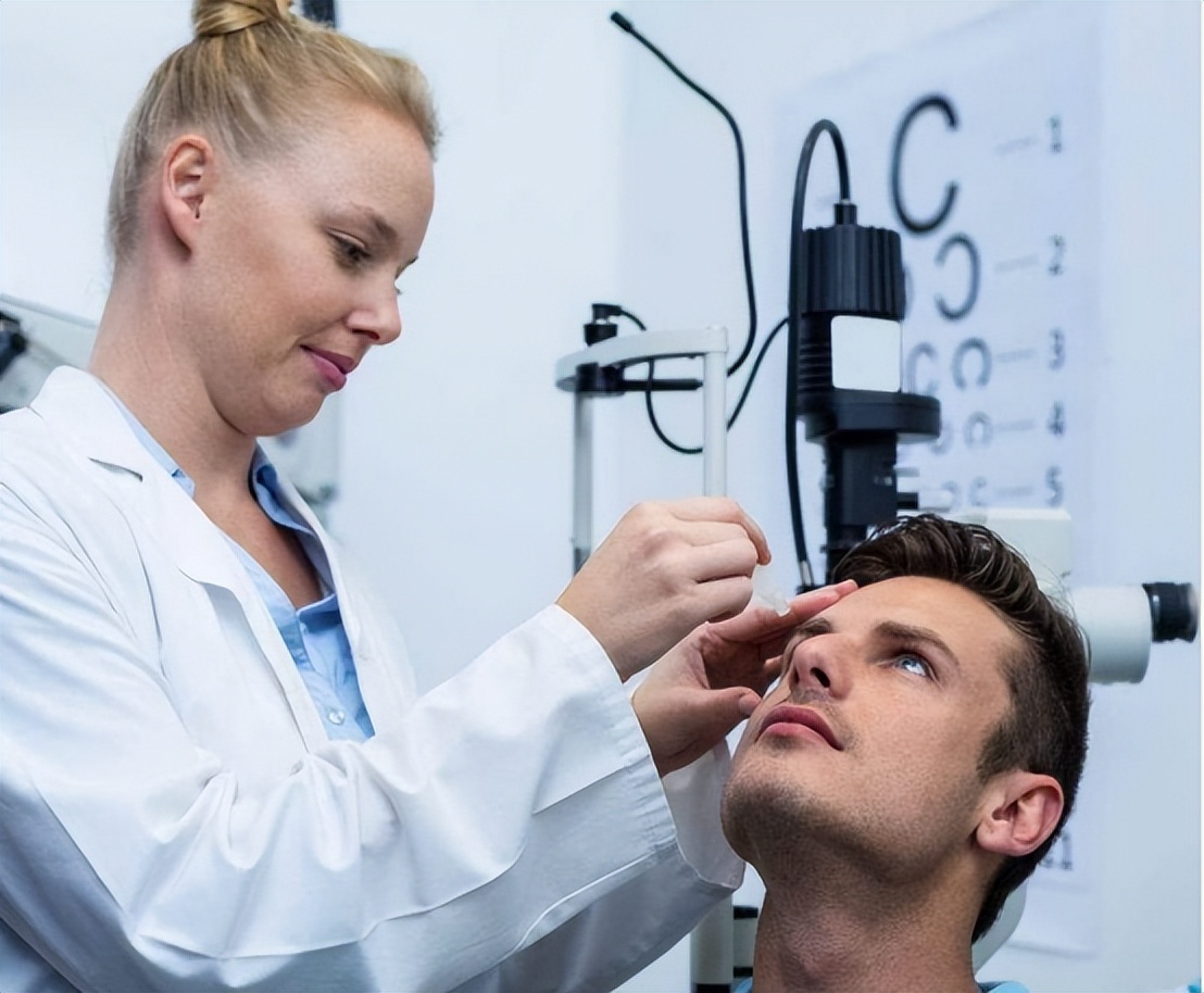 眼睛里进脏东西了用什么眼药水,眼睛里进了脏东西揉没有了去哪了