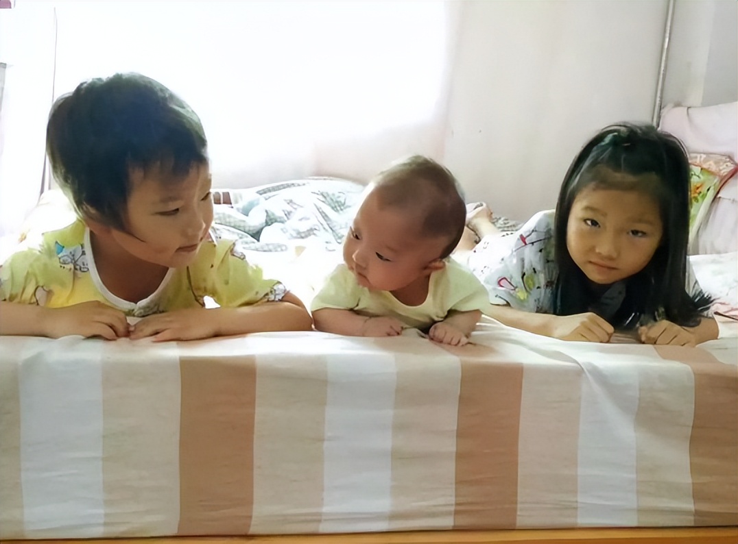 5点起床做早饭，初中学历月入6位数，仨娃妈王蓉的成功有迹可循