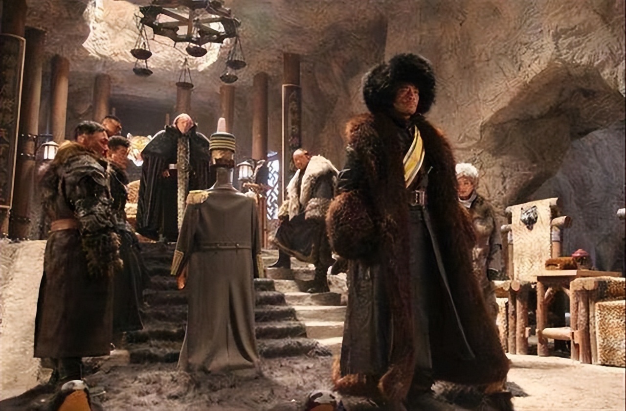 民国第一悍匪,抢72个女人做压寨夫人,死时外衣都没来得及穿