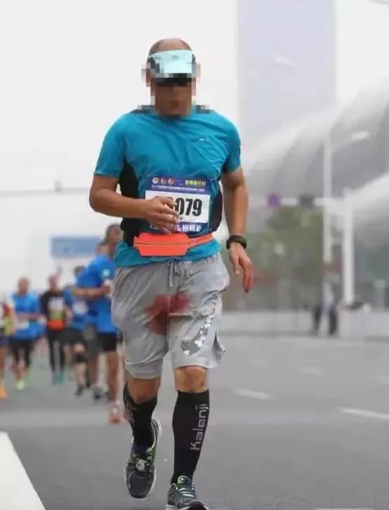 一项赛事运动，乳头的一场酷刑