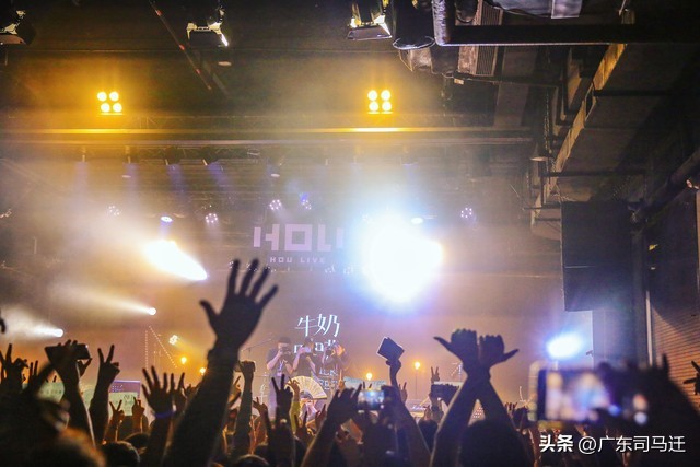 杨天真笑果 (杨天真和笑果文化)