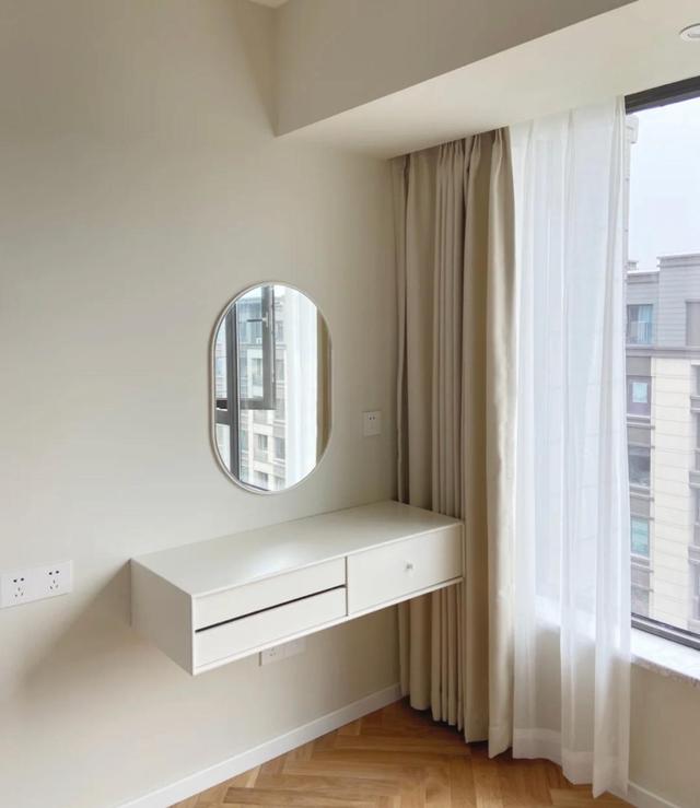 同样装修100平和200平差多少钱,同样100万二手房和新房