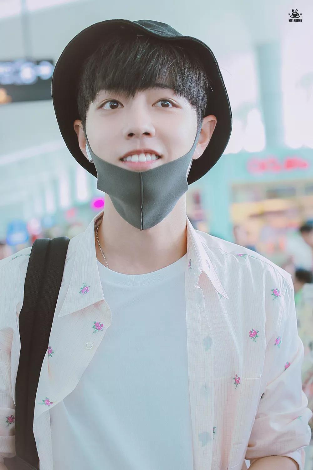 肖战发展时间线,肖战x玖少年团考古完整视频