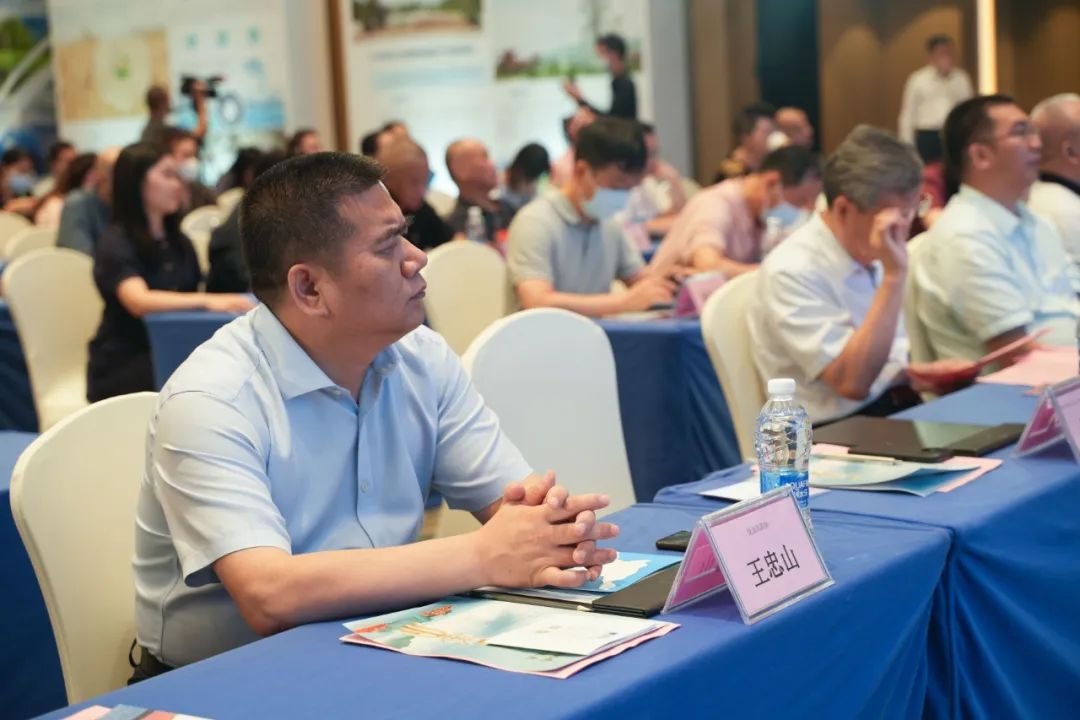 抢抓机遇精准招商,抚市招商引资集中签约