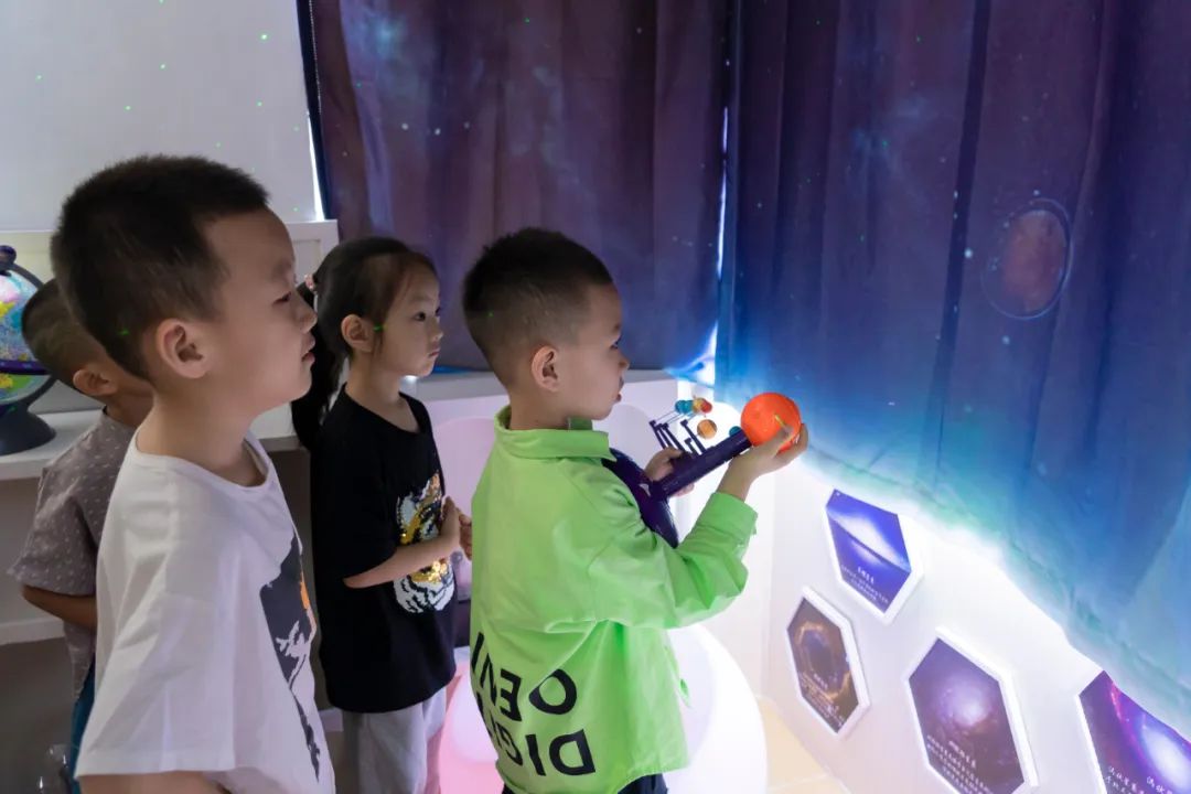 秋光如岁邂逅一场欢喜——临猗县直一园开学季