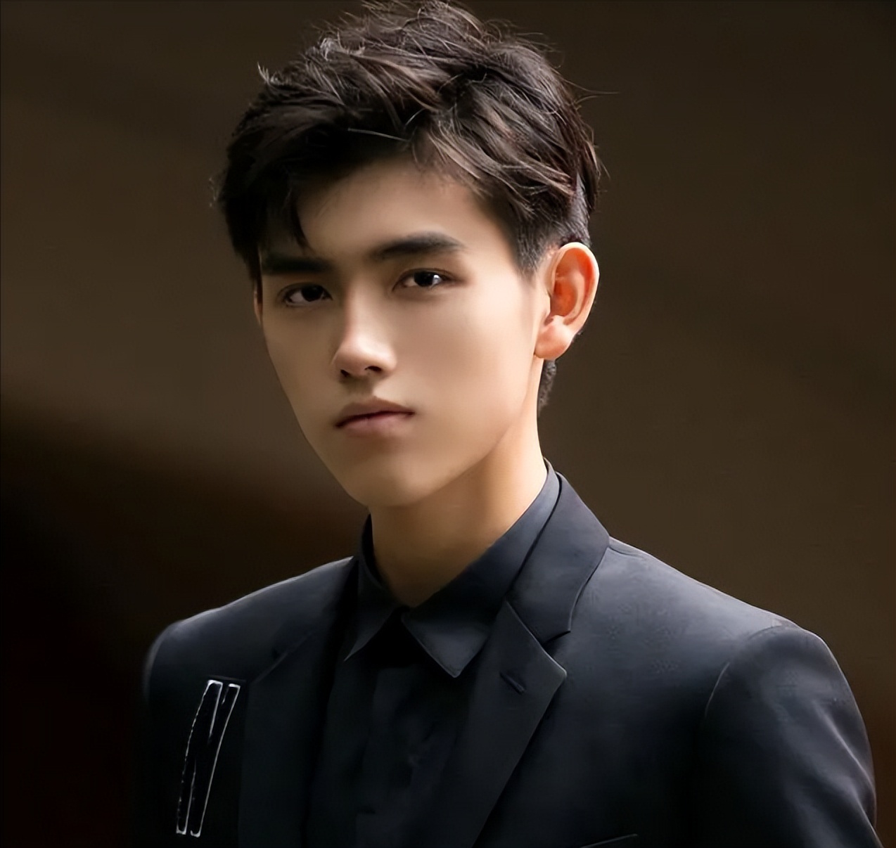 张艺谋毕业典礼,张艺谋参加长子毕业礼