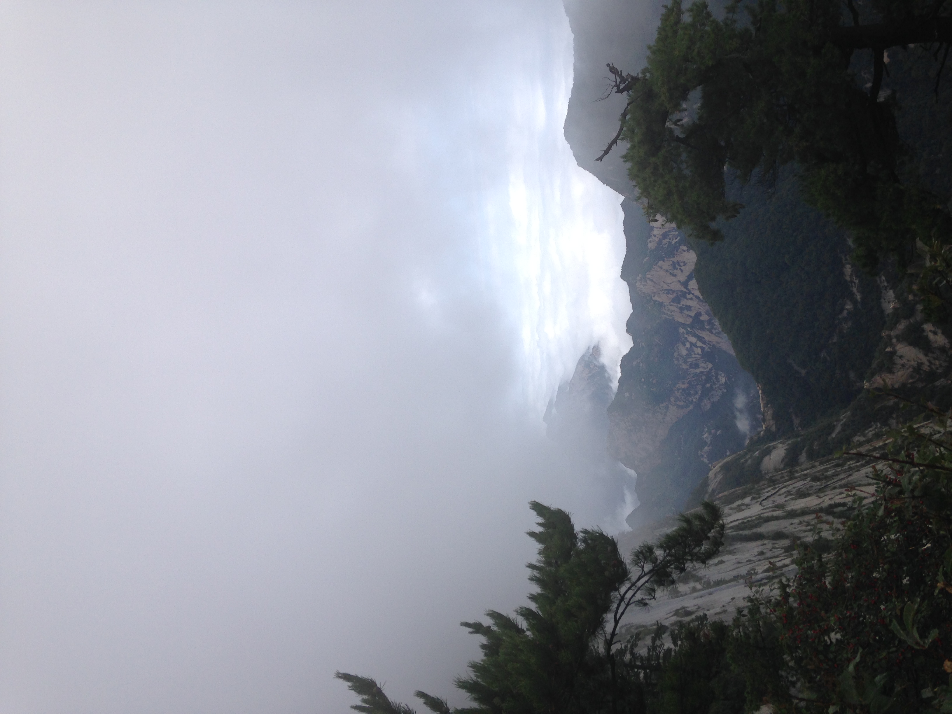 华山这么危险建议爬吗,去华山一定得爬最险的吗