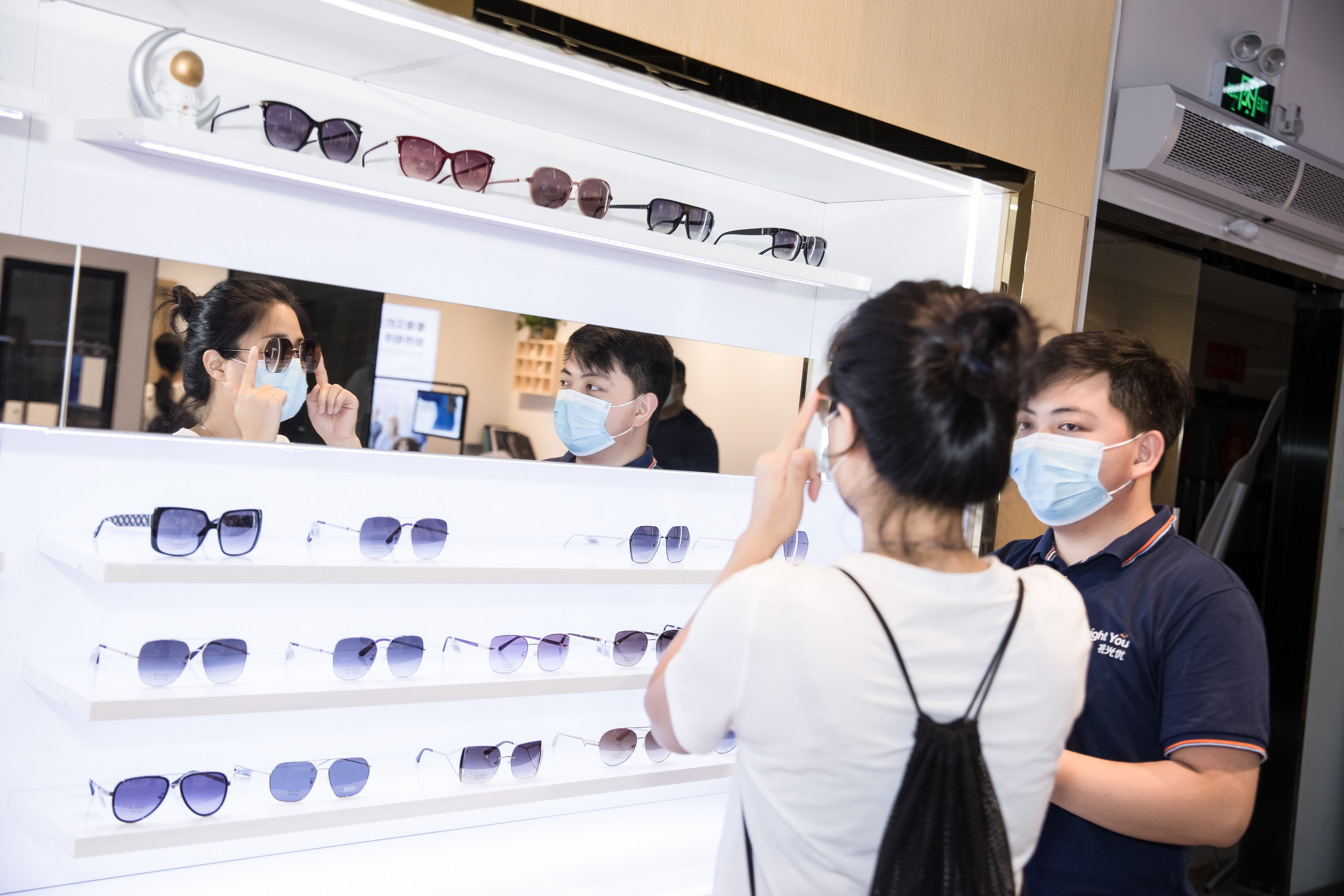 眼镜店加盟有什么好处,眼镜店加盟现在好不好做