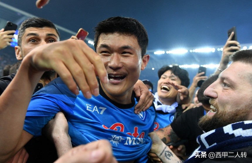 金玟哉当选意甲最佳后卫,金玟哉打进意甲生涯首球