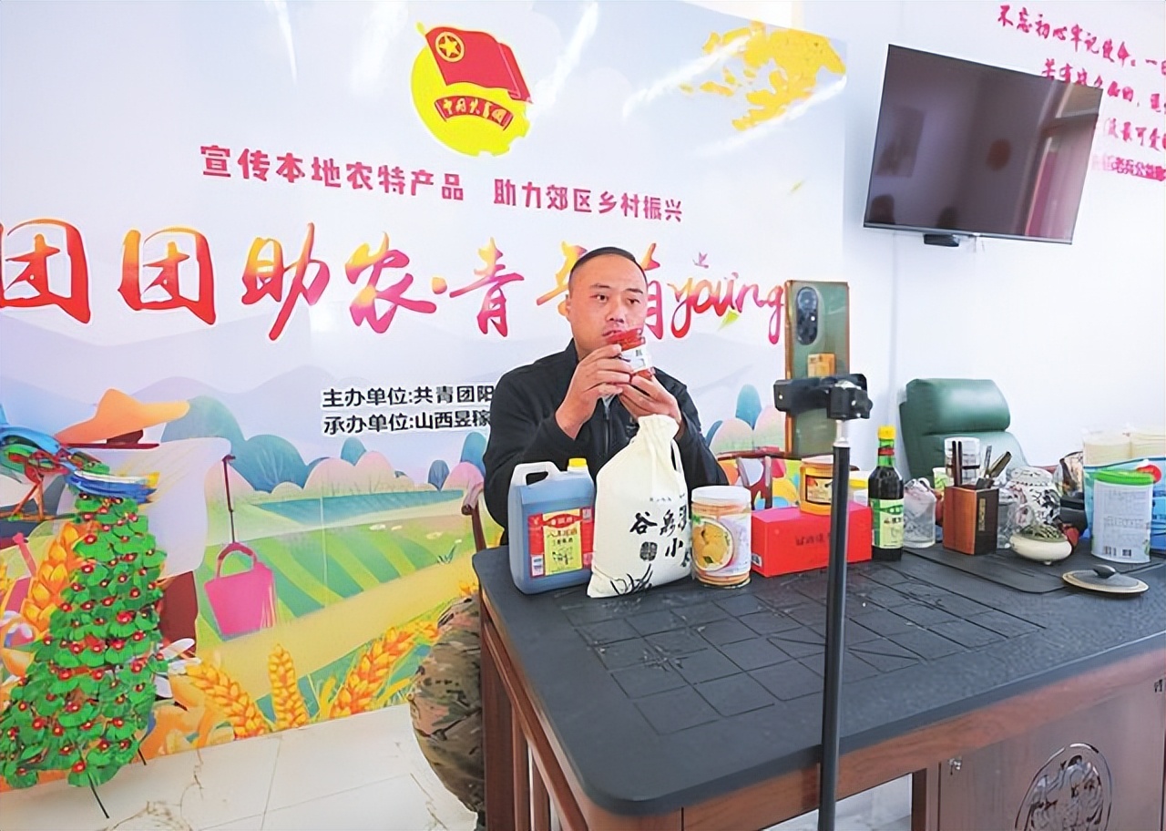 雪大初瑞雪资料,雪大陈雪和初瑞雪是一个人吗