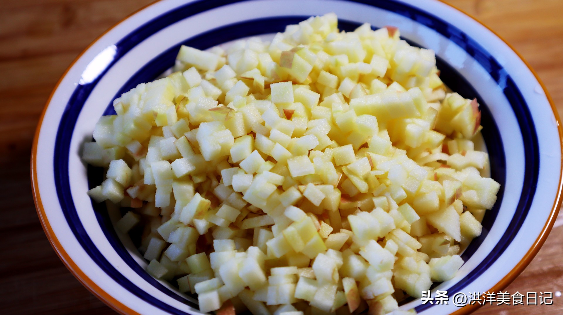 家里有苹果吃不完,苹果有哪些方便又好吃的做法