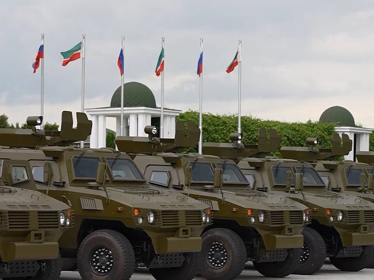 车臣武装首领卡德罗夫,车臣领导人卡德罗夫中将