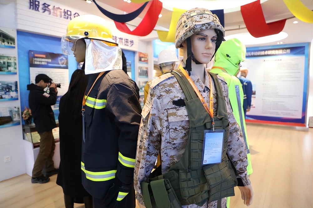 把握发展新机遇紧跟时代步伐,把握新机遇注入新动力开启新征程