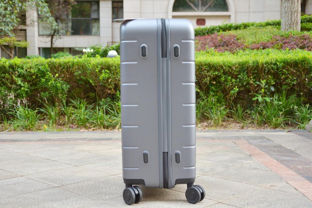 带着米家旅行箱开启出行新体验,推荐米家行李箱