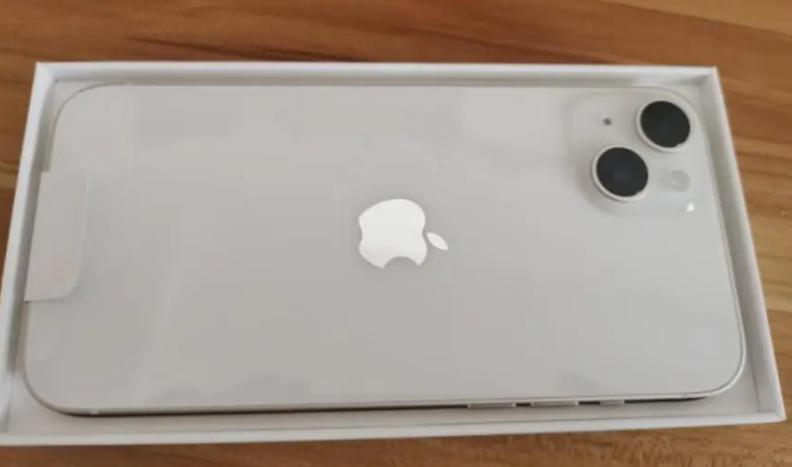 苹果14plus与小米13ultra怎么选,苹果14pro和小米13ultra选哪个