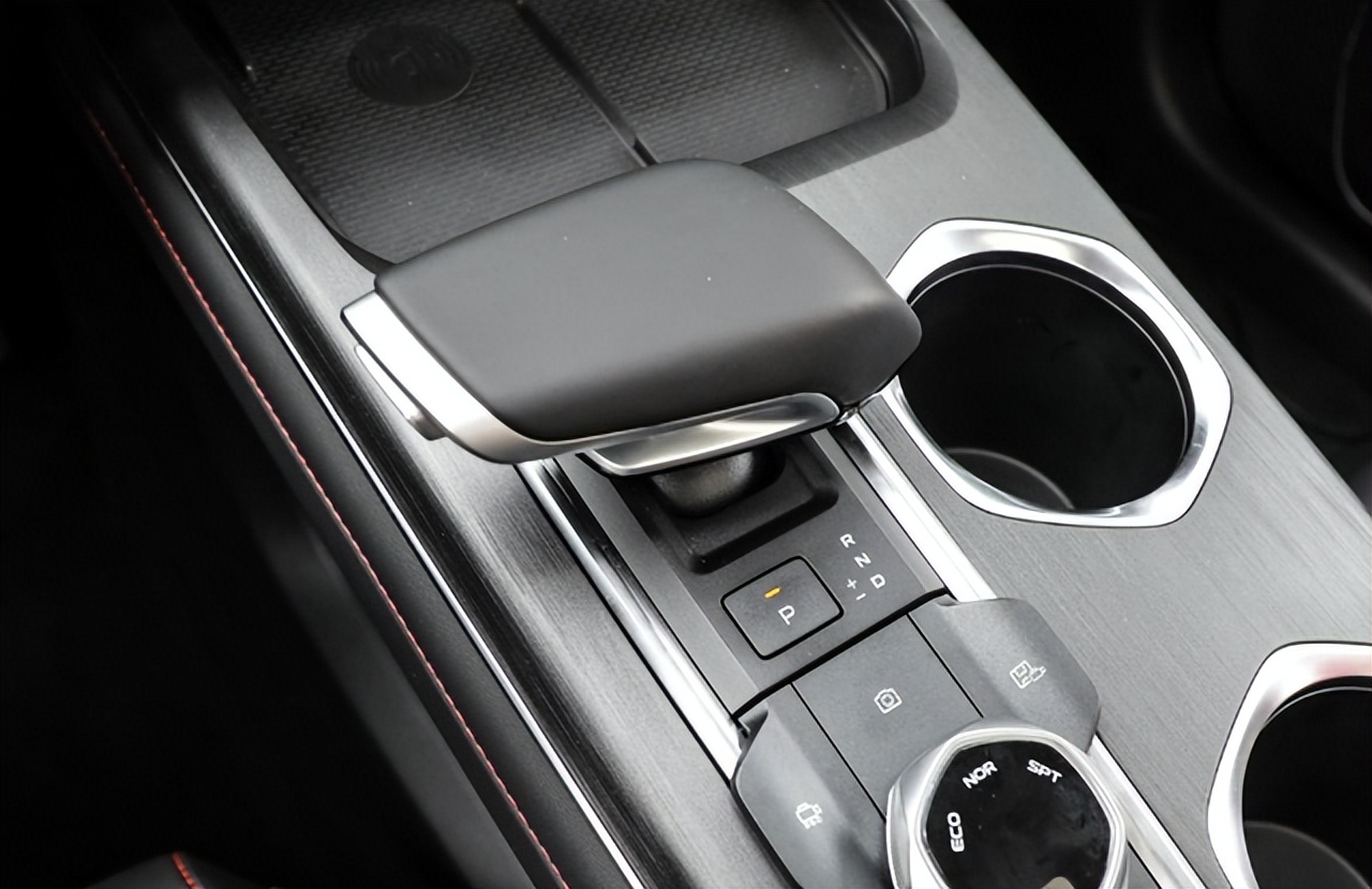 长安的最新款车落地价多少,长安最新款车落地