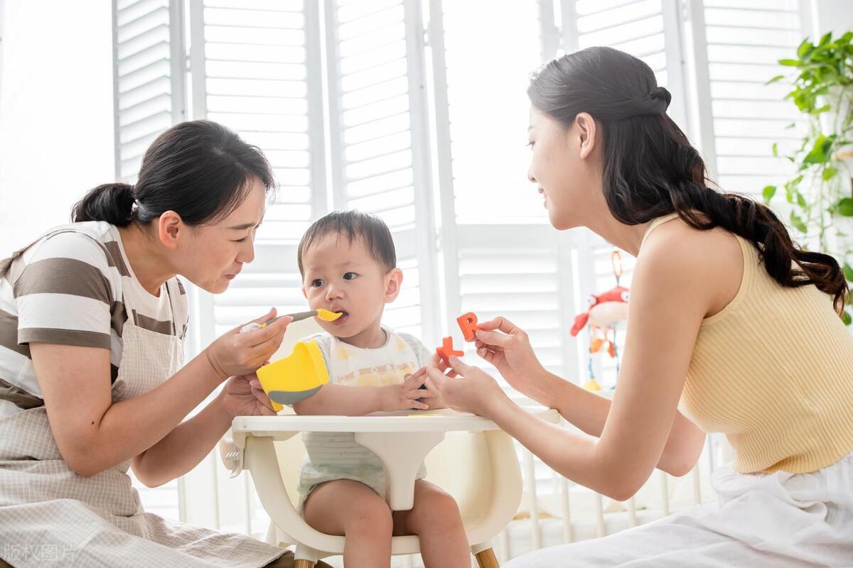 喂孩子饭应注意什么,六月龄宝宝感冒不可以吃什么