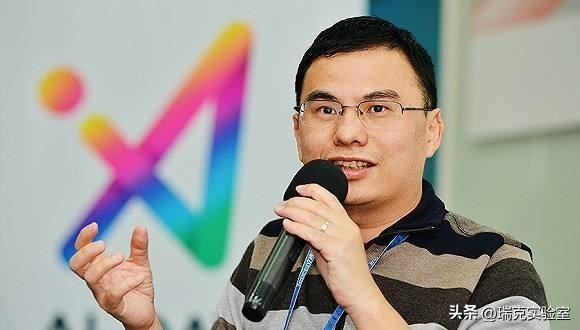 东莞最低调富豪：坐享亿万身家，出门开20万的车：我成就了马化腾