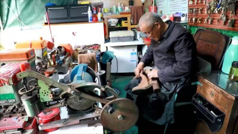 中关村有苹果手机维修店,中关村街道便民服务中心电话