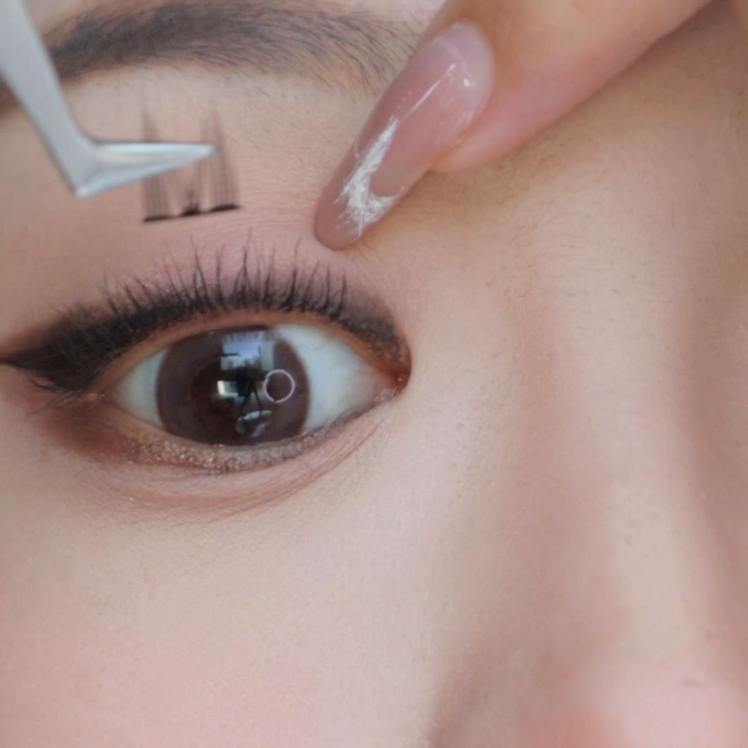 假睫毛贴法教学单眼皮,假睫毛贴法睫毛精