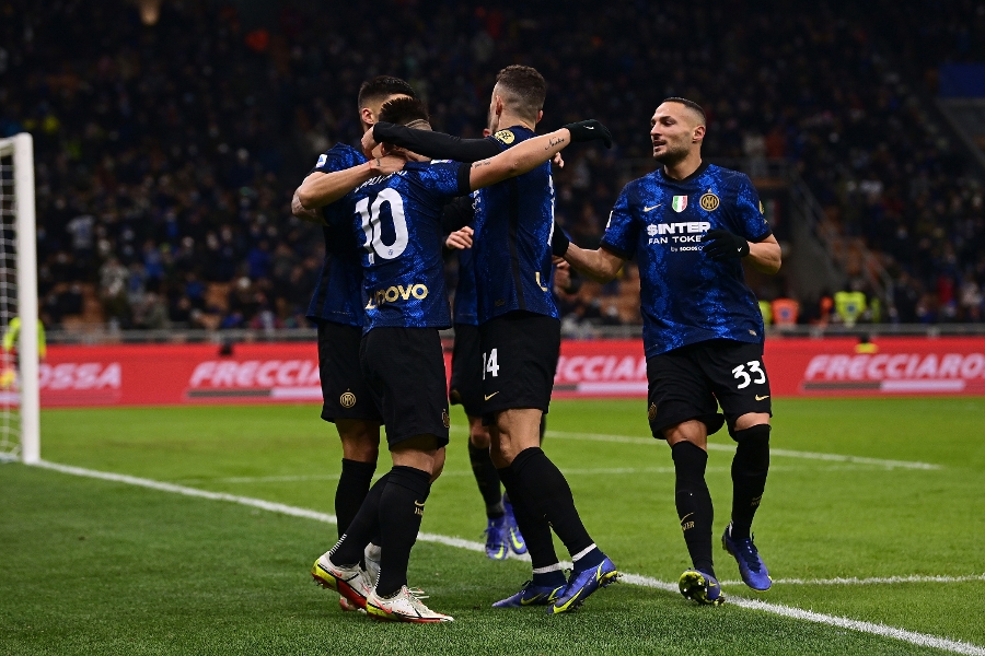 曼城三冠王vs国际米兰,曼城与国际米兰欧冠交手记录