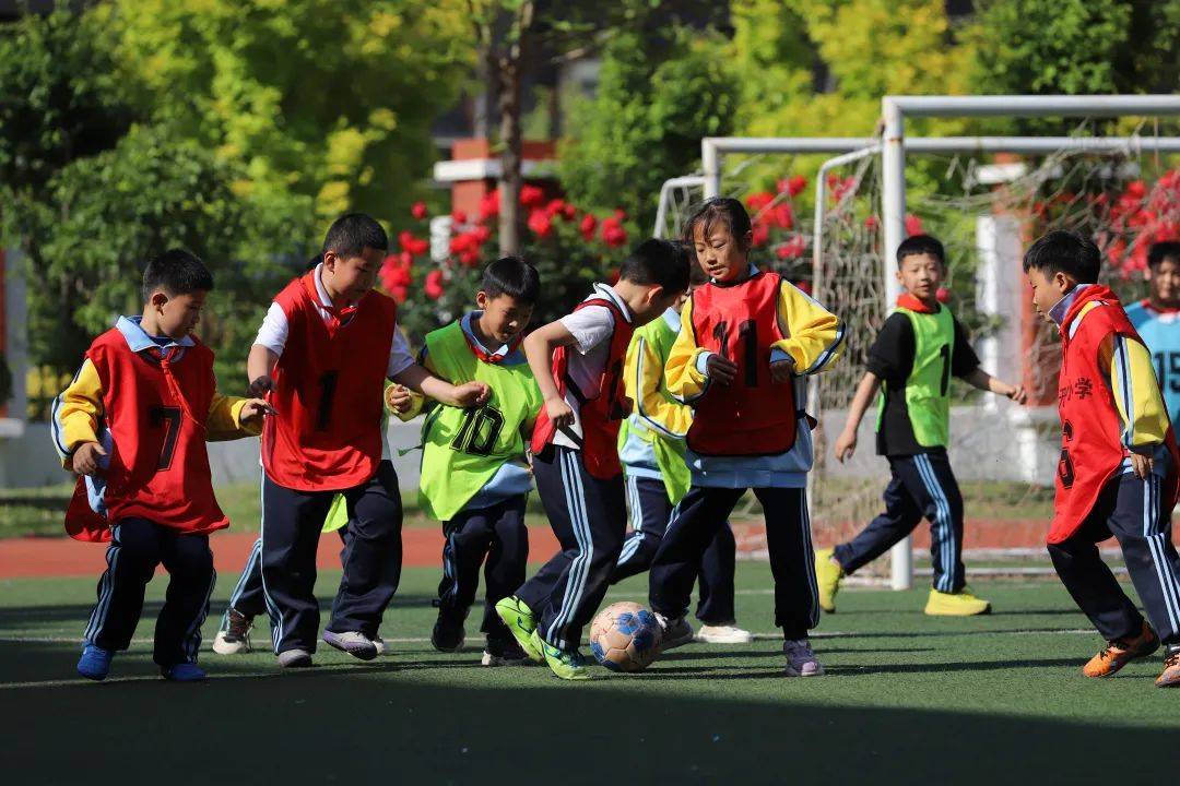 小学春季足球联赛开赛,濮阳市开德小学运动会
