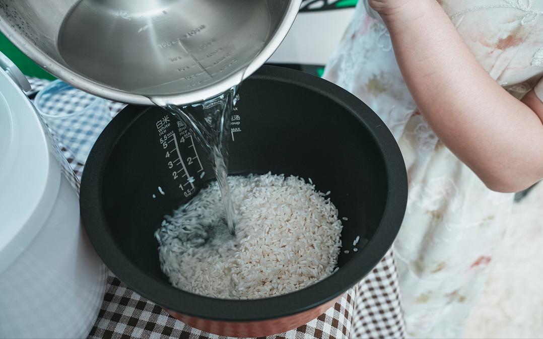 如何才能煲出香喷喷的米饭,怎样煮出一碗口感最好的米饭