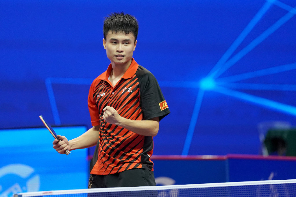 林高远4-0横扫张本智和完整版,林高远vs樊振东全锦赛男单决赛