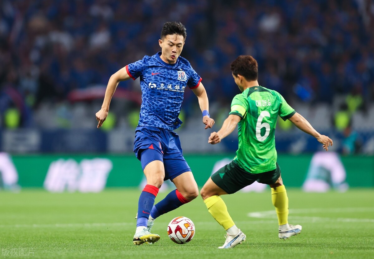 伟大的2-1申花一战创3大纪录,中超上海申花4-1武汉三镇