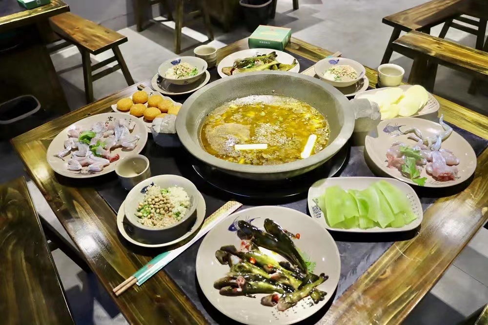 加盟火锅店的优势有哪些？为什么备受加盟商喜欢？