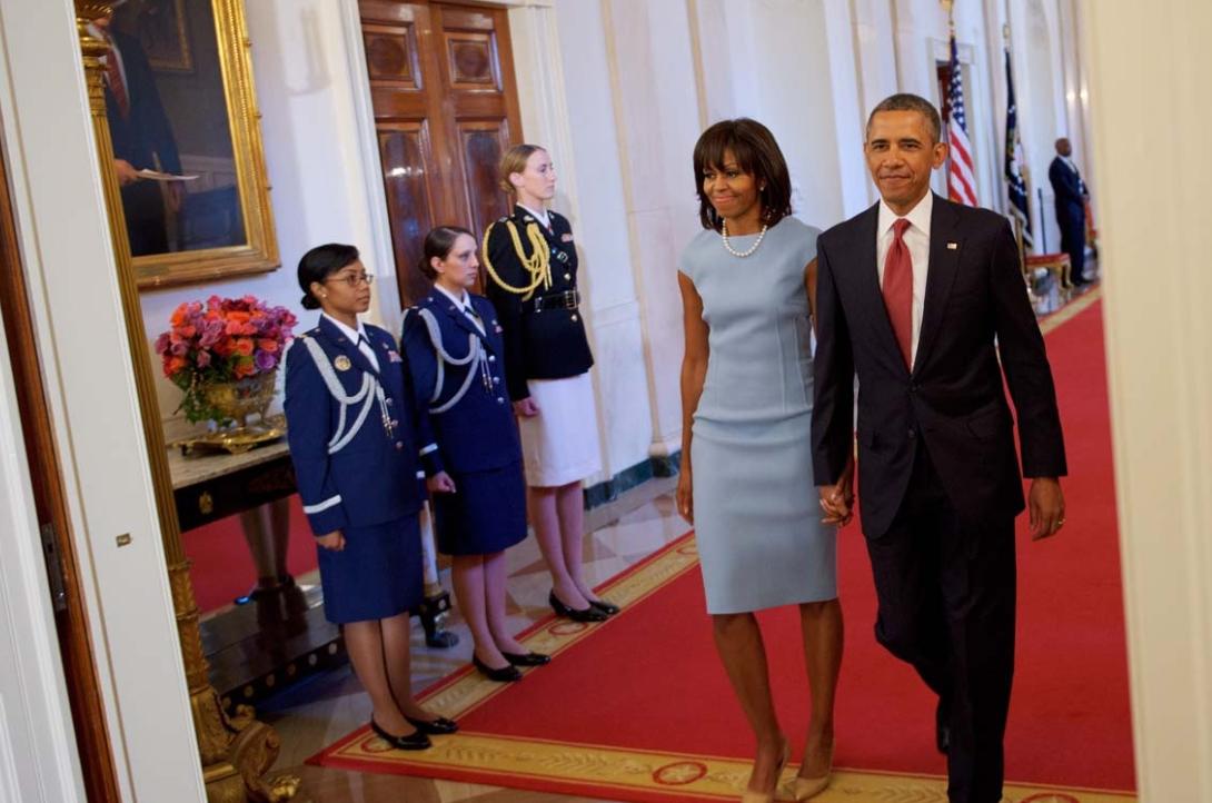 奥巴马:是逆袭成功的黑人总统,还是一位披着羊皮的狼政客?