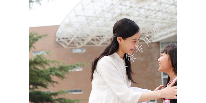 侄子在嫂子家借住三年,侄子上学借住家里很烦