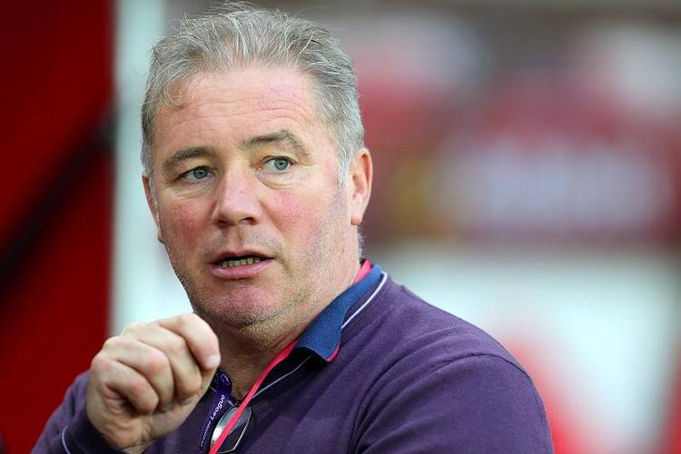 世界足坛20大奇葩,足坛20大奇葩时刻天下足球