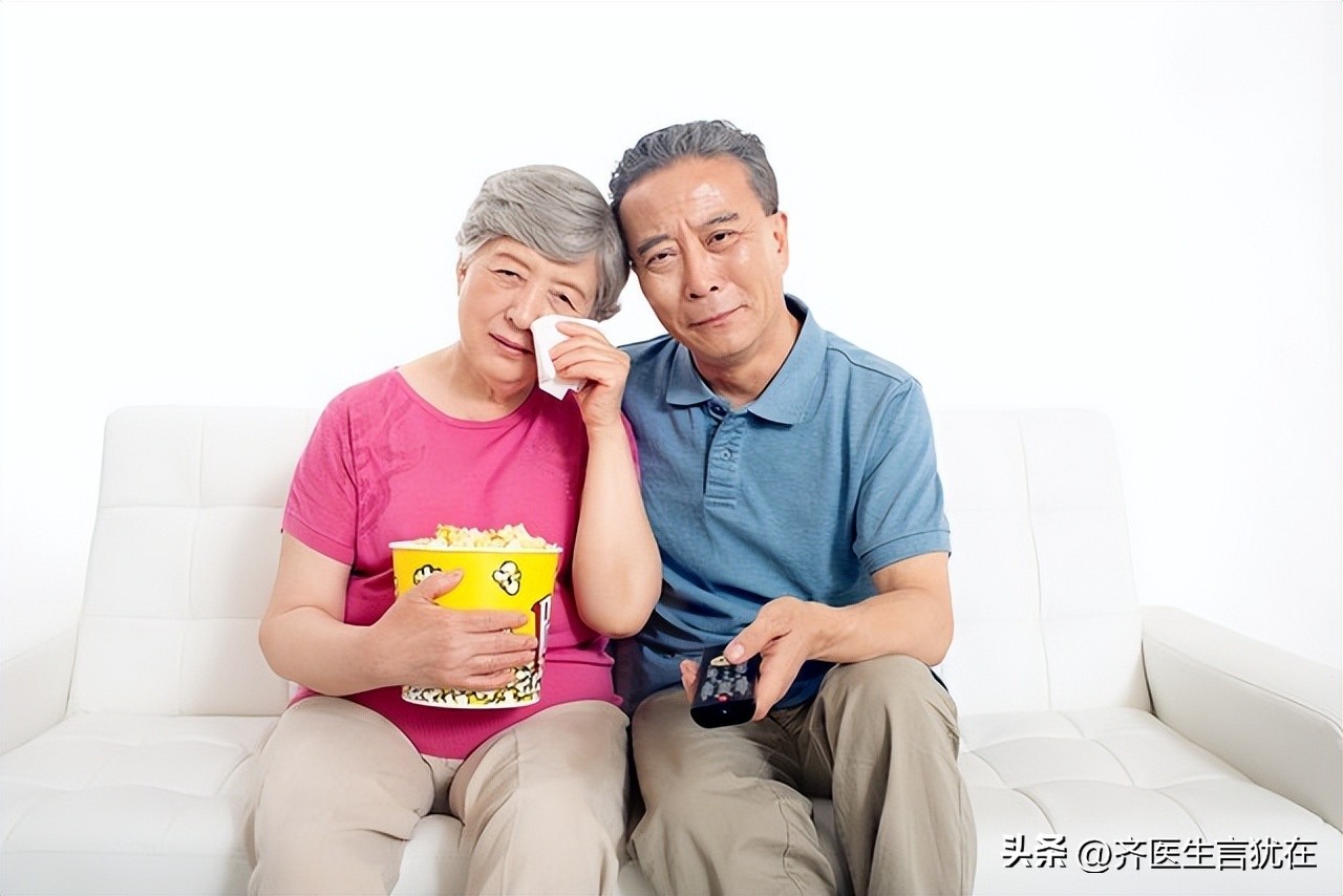 年龄大了夫妻需不需要分房睡,夫妻年龄大了需要做哪方面的准备