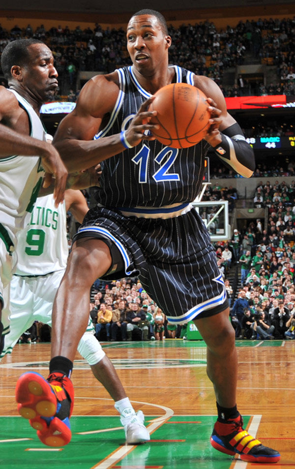 德怀特霍华德魔术,魔术霍华德穿过的球鞋