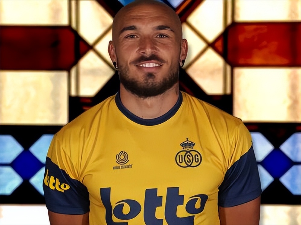 欧战首秀就晋级淘汰赛的圣吉罗斯联：塞纳河畔的过气豪门