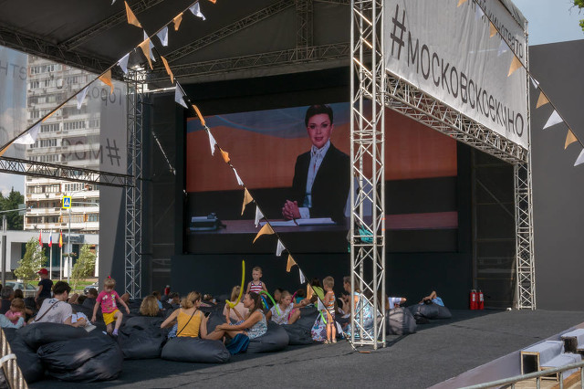 夏日露天电影演唱,夏日露天电影视频