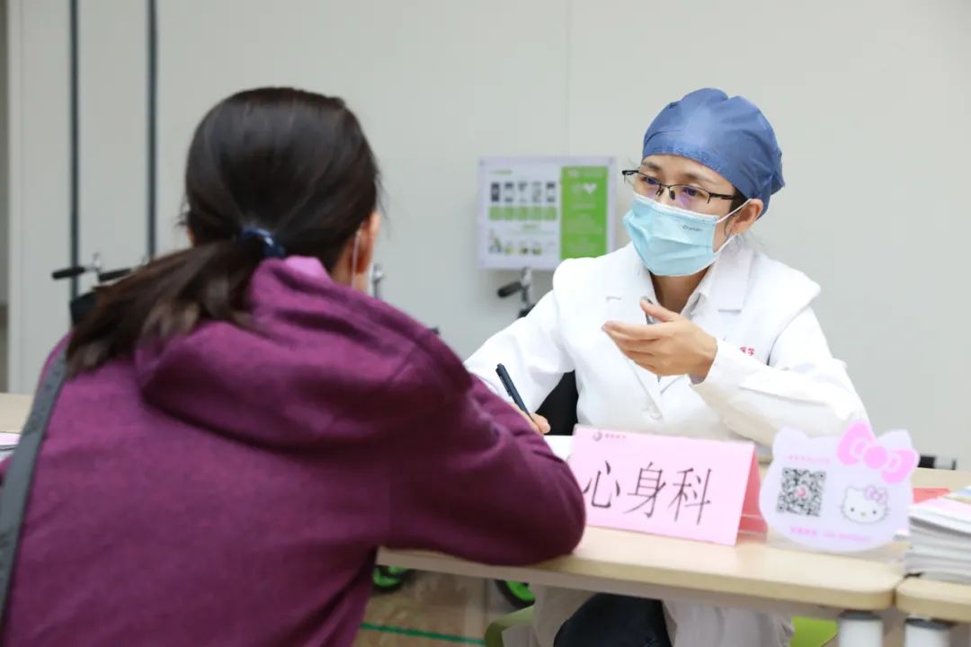 王莹百善孝为先,王莹语