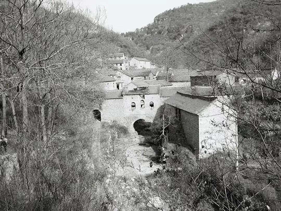 25岁民警倒下一瞬间,22岁缉毒警察牺牲前照片曝光