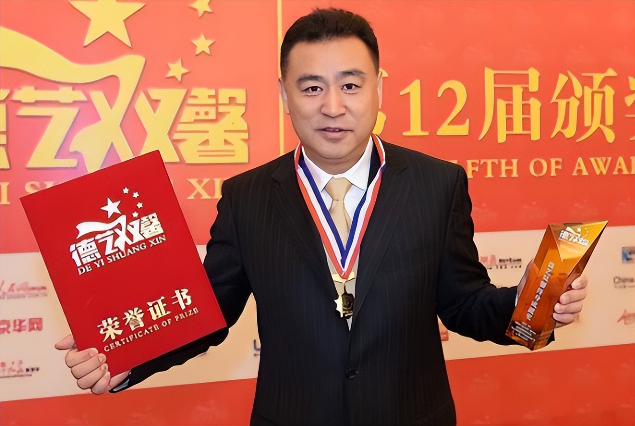 央视年龄最大和最小的主持人,至今未婚的八名央视主持人