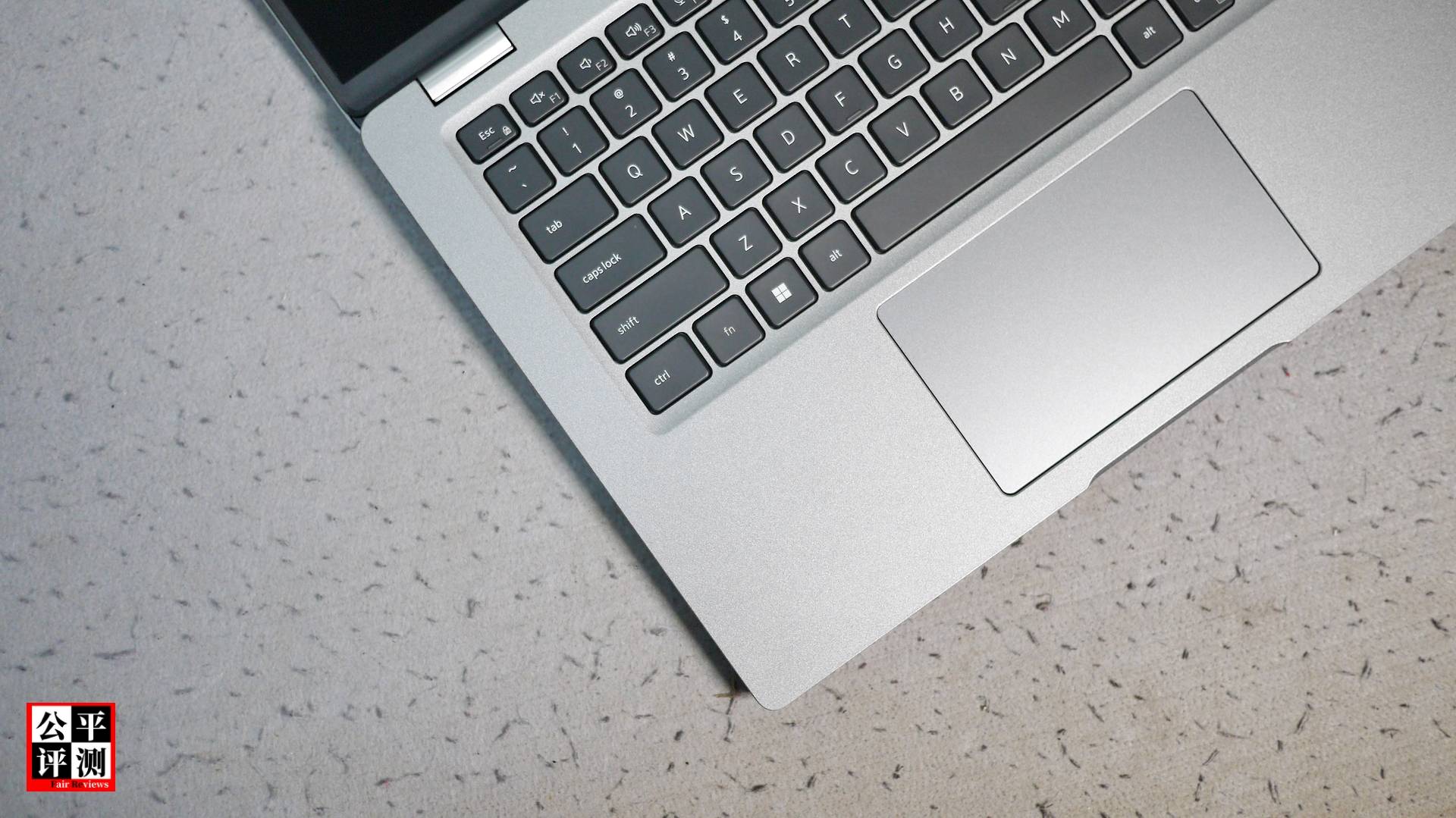 DELLPrecision3470评测上篇：灰色轻型护卫舰