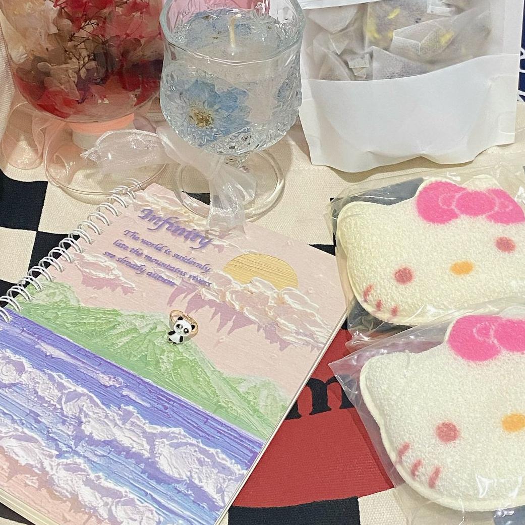 2022微信朋友圈背景图小清新,2022红色朋友圈背景图干净简约